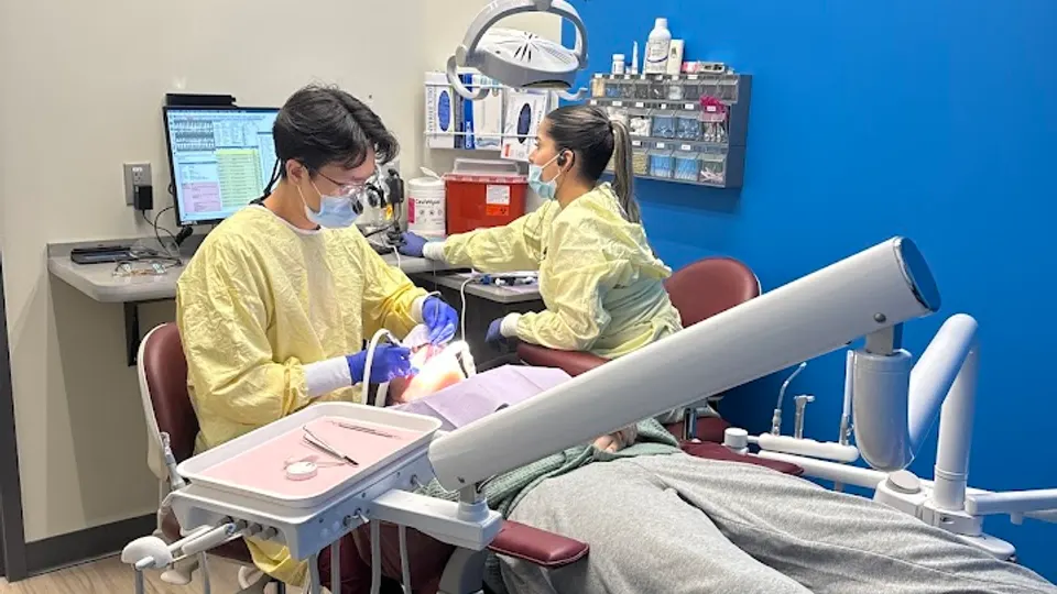 Abra Dental - Bloomfield Ave - Dentist in Newark, NJ