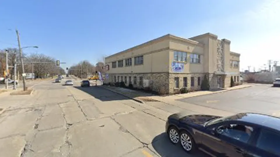 Advanced Dental Center - Dentist in Milwaukee, WI