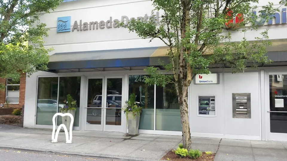 Alameda Dental - Dentist in Portland, OR