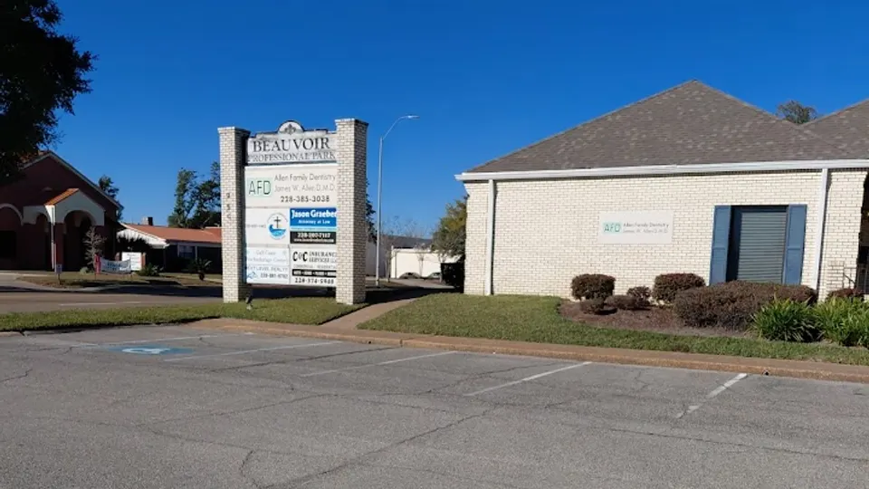 Allen James w DDS - Dentist in Biloxi, MS