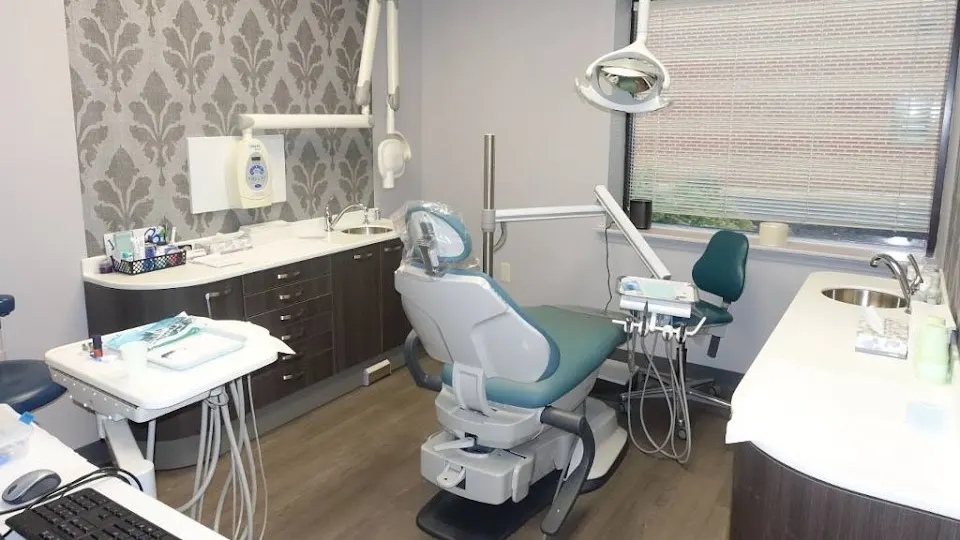 Amsterdam Dental Group - Cosmetic dentist in Philadelphia, PA