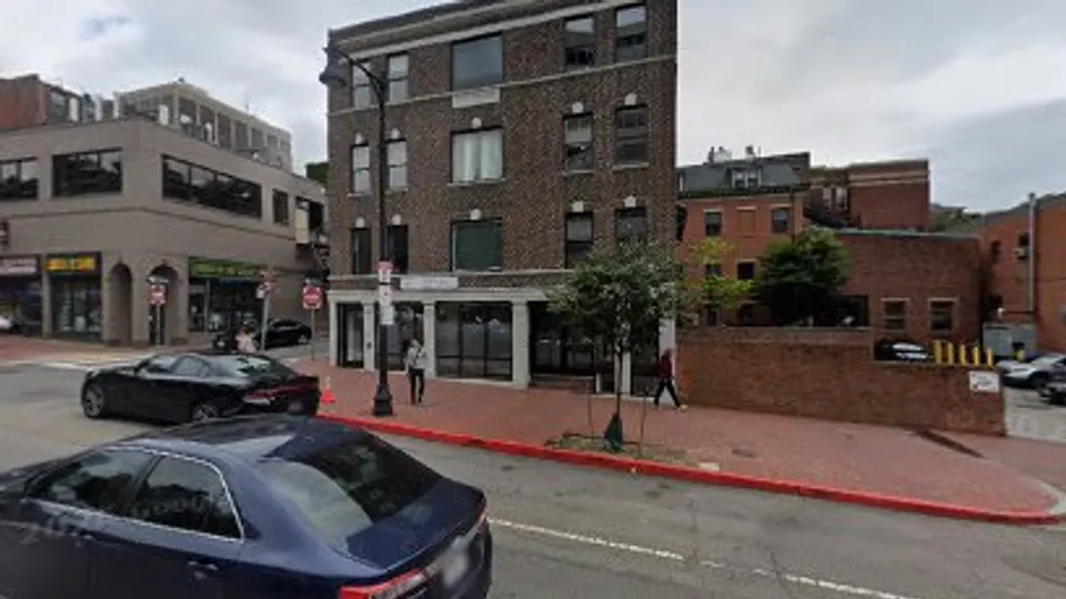 B Central Dental Associates - Dental clinic in Boston, MA