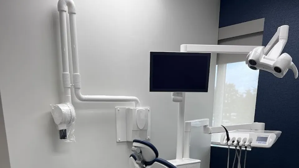 Bedford Center for Prosthodontics - Dentist in Manchester, NH