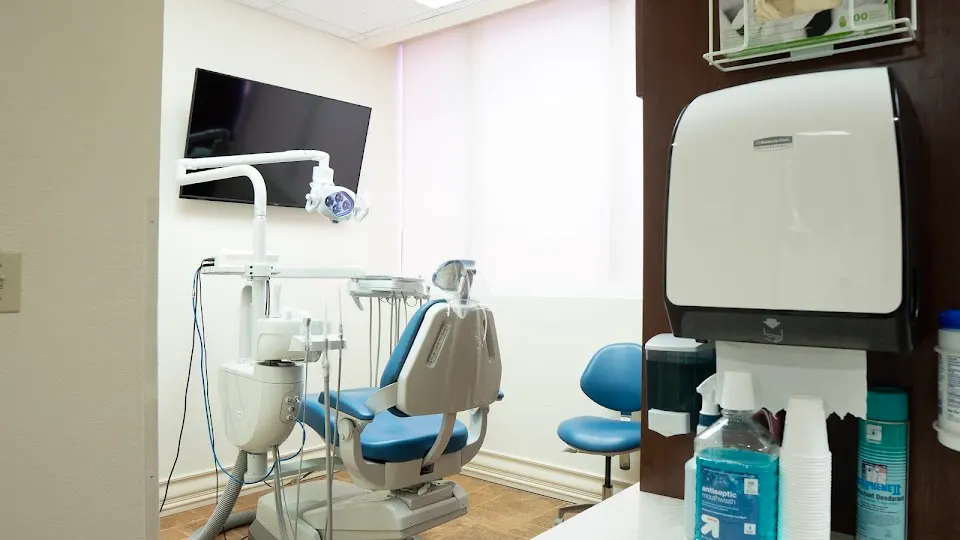 Blanco Jamis Dental Group Coral Gables - Dentist in Miami, FL