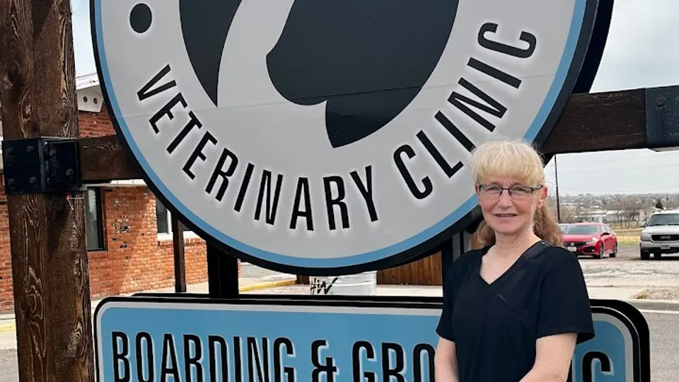 Broadmoor East Veterinary Clinic - Animal hospital in Cheyenne, WY
