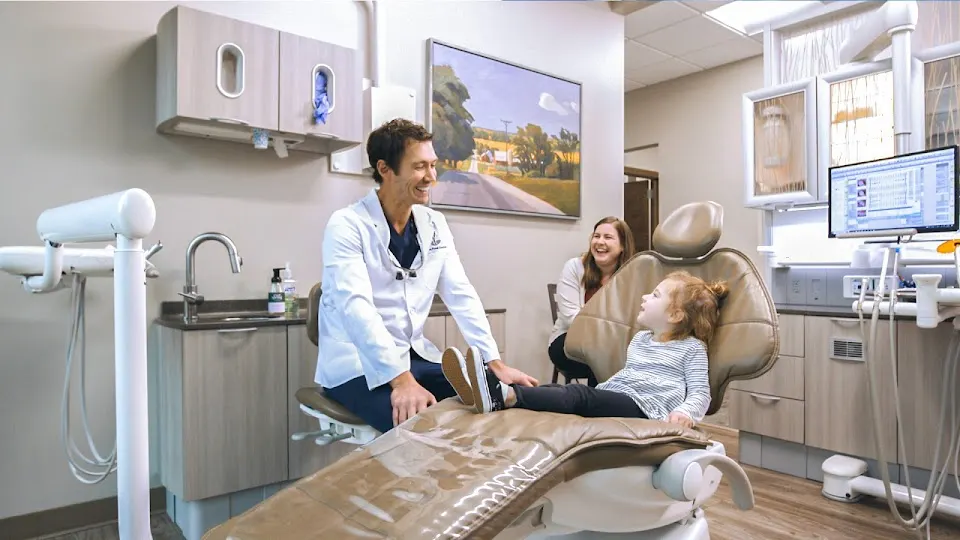 Bullis Pond Dental - Dr. Curt Travis, Dr. George Metropulos, Dr. Nathan Fleming, & Dr. Danielle Grosdidier - Dental clinic in Eau Claire, WI