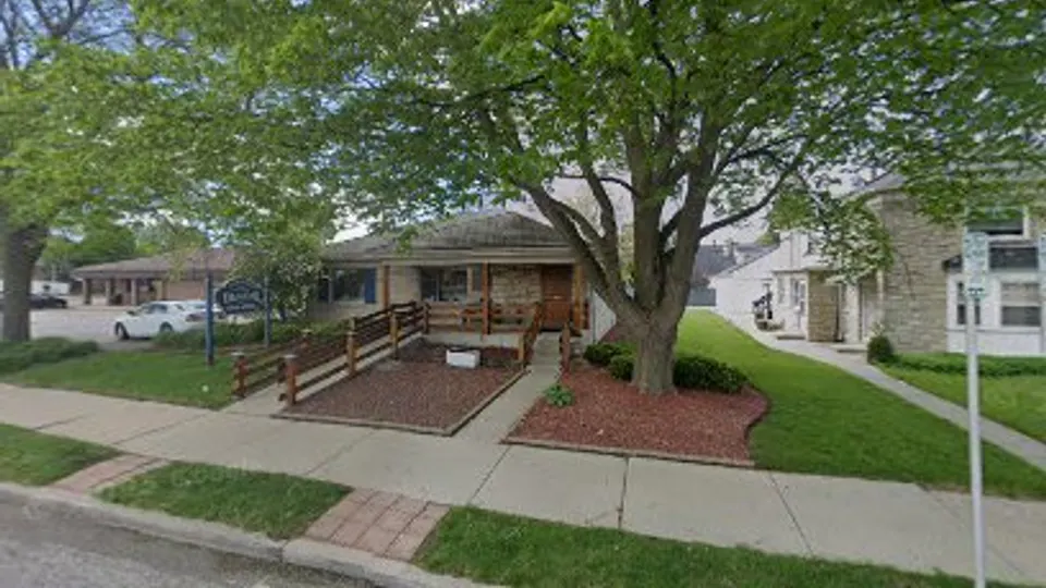 Burleigh Dental SC - Dentist in Milwaukee, WI
