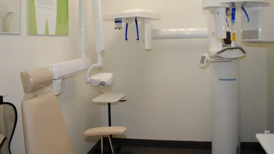 Camelback Smiles Dentistry - Dentist in Phoenix, AZ