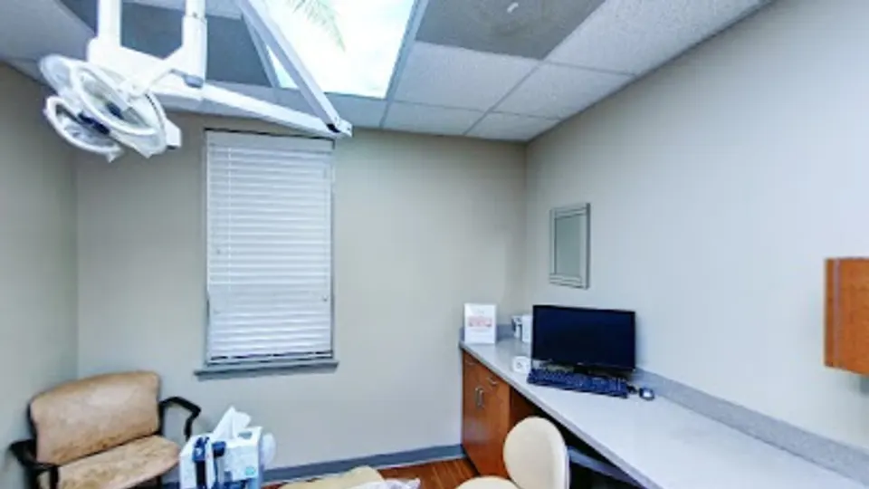 Caravas Jerry DDS - Dentist in Virginia Beach, VA