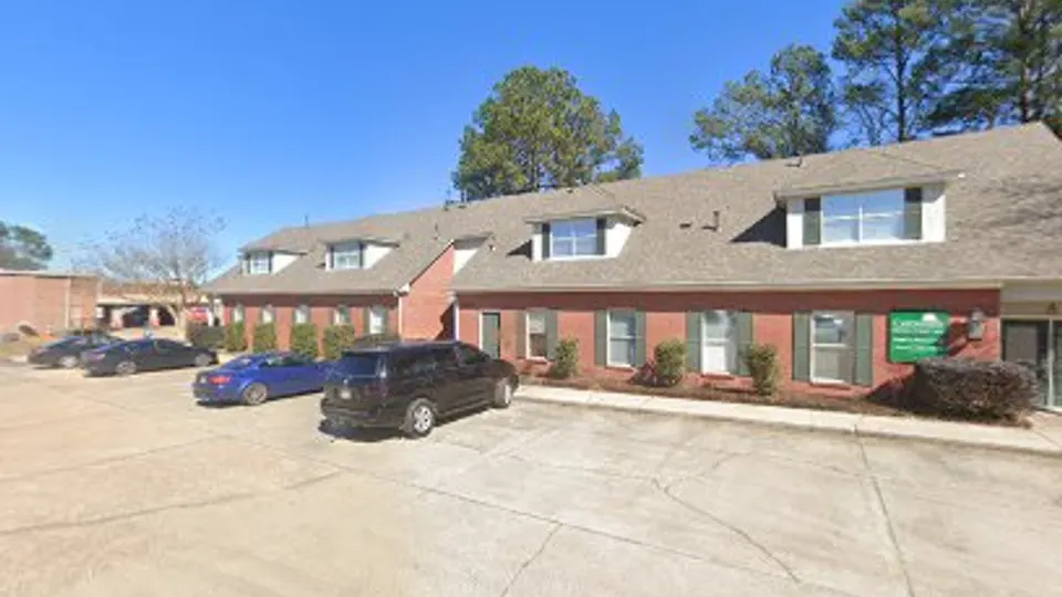 Castlewoods Dental Clinic Inc Suite D - Dental clinic in Flowood, MS
