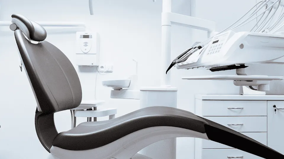 Chicago Family Dental Center: Gary Wegmann, DDS - Dentist in Chicago, IL