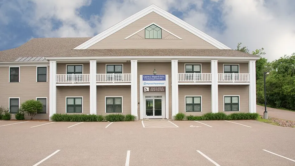 Contemporary Dental Arts - Doctor in Burlington, VT