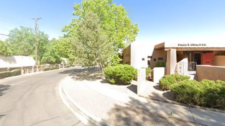 Coriz Dental LLC. - Dental clinic in Albuquerque, NM