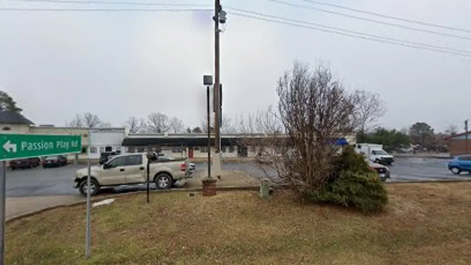 Covington Kenneth H DDS - Dentist in Eureka Springs, AR