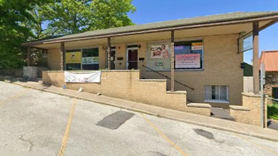 Cowan Robert E DDS - Dermatologist in Branson, MO