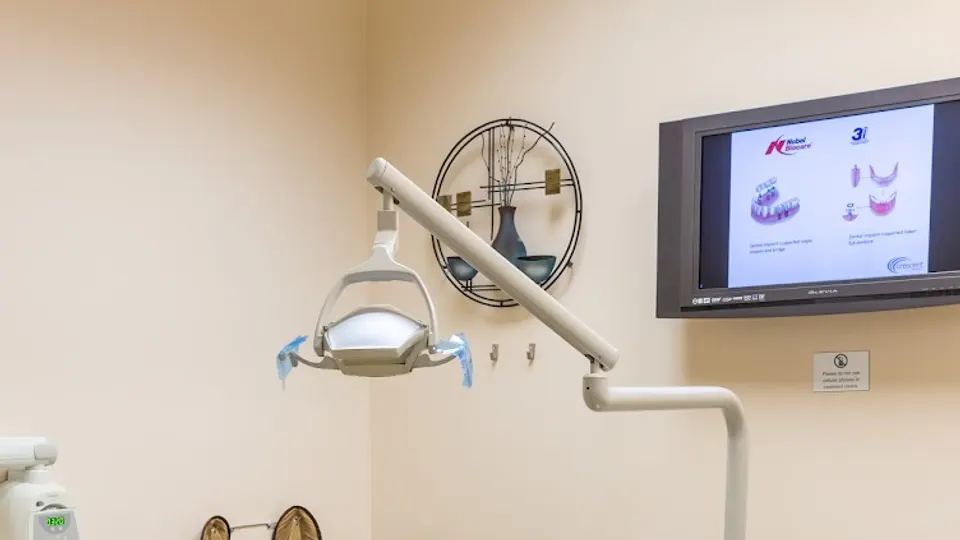 Crescent Dental Associates - Dentist in Wilmington, DE