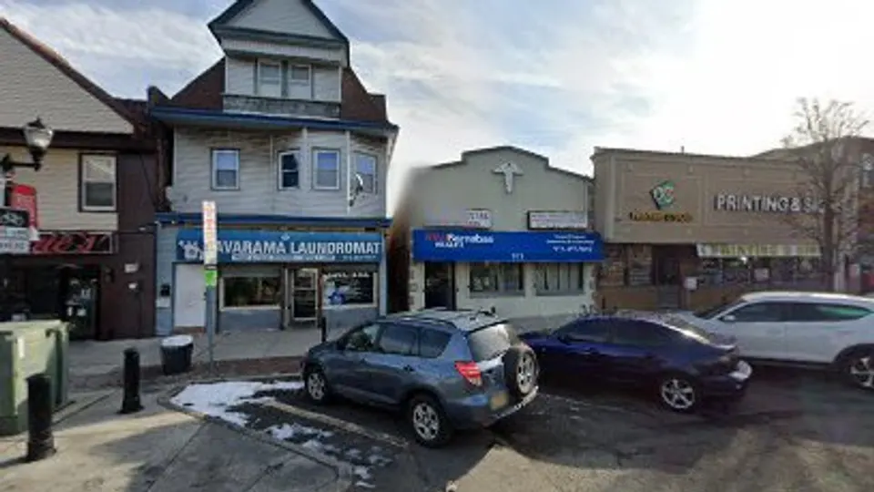 Darius Dental - Dentist in Newark, NJ