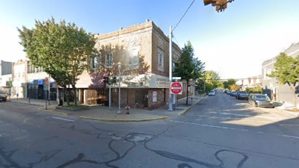 Deluxe Dental Hamtramck - Dentist in Hamtramck, MI