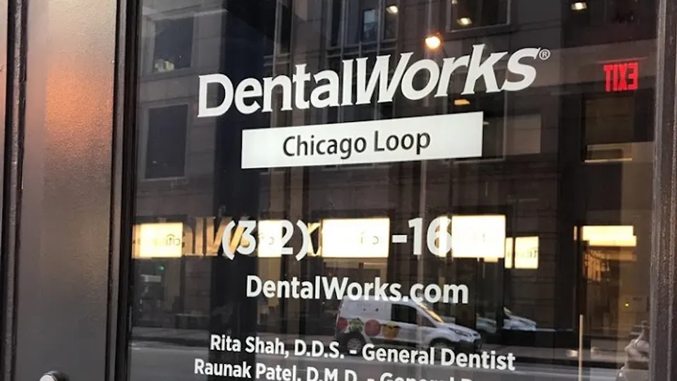DentalWorks & Orthodontics Chicago Loop - Dentist in Chicago, IL