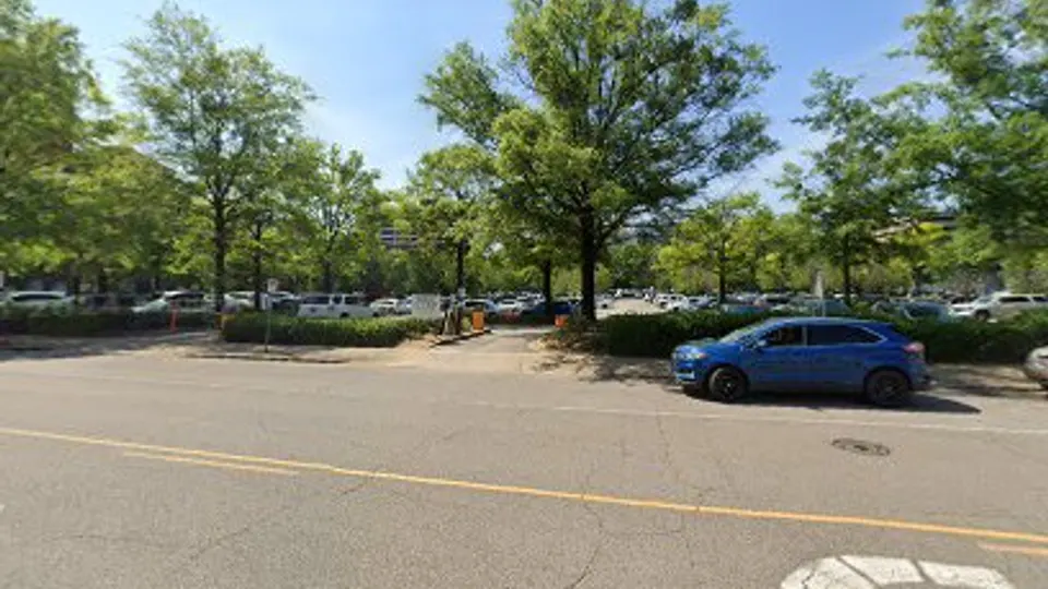 DENTIST Parking For Uab Dentistry - Parking lot in Birmingham, AL