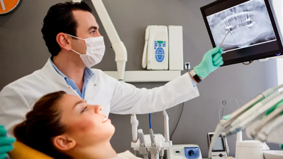 Des Moines Dental Group - Dental clinic in Des Moines, IA