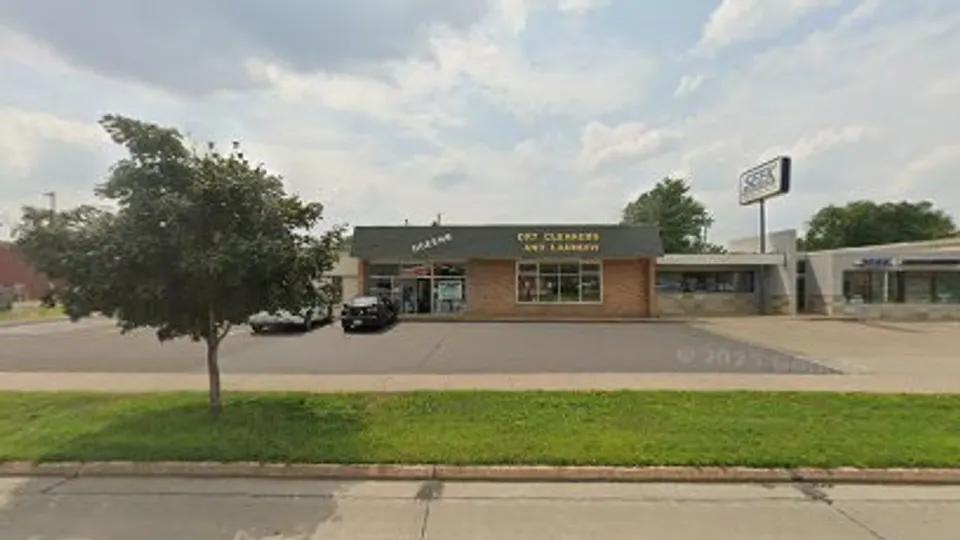 Dr. abidan M. balfour, DDS - Dentist in Eau Claire, WI