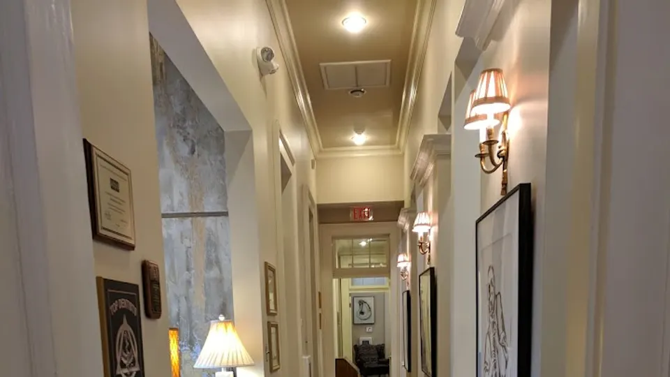 Dr. Elizabeth E. Riggs, DDS - Dentist in New Orleans, LA