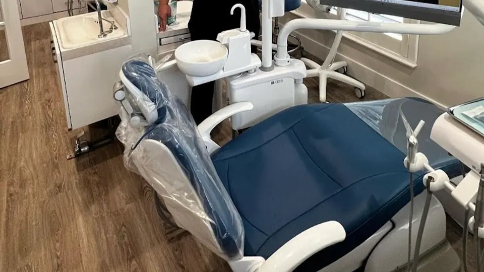 Dr. Harry W Mayans D.M.D. Mayans Dental - Dentist in Miami, FL