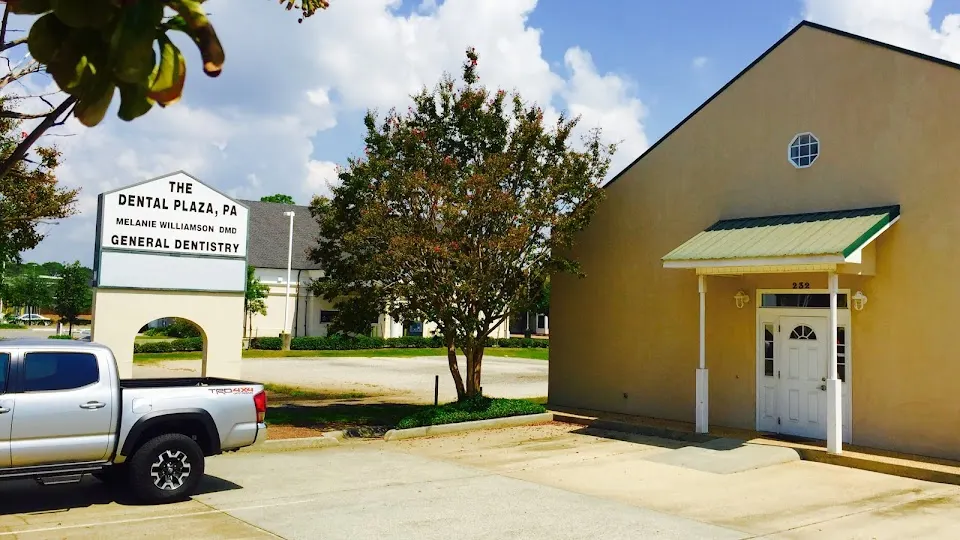 Dr. Melanie Williamson, DMD - Dentist in Biloxi, MS
