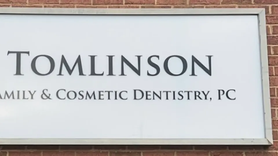 Dr. Ranya Tomlinson - Dentist in Valdosta, GA