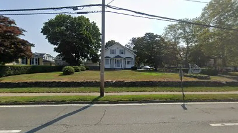 Durudogan P Hakan DDS - Dentist in Middletown, RI