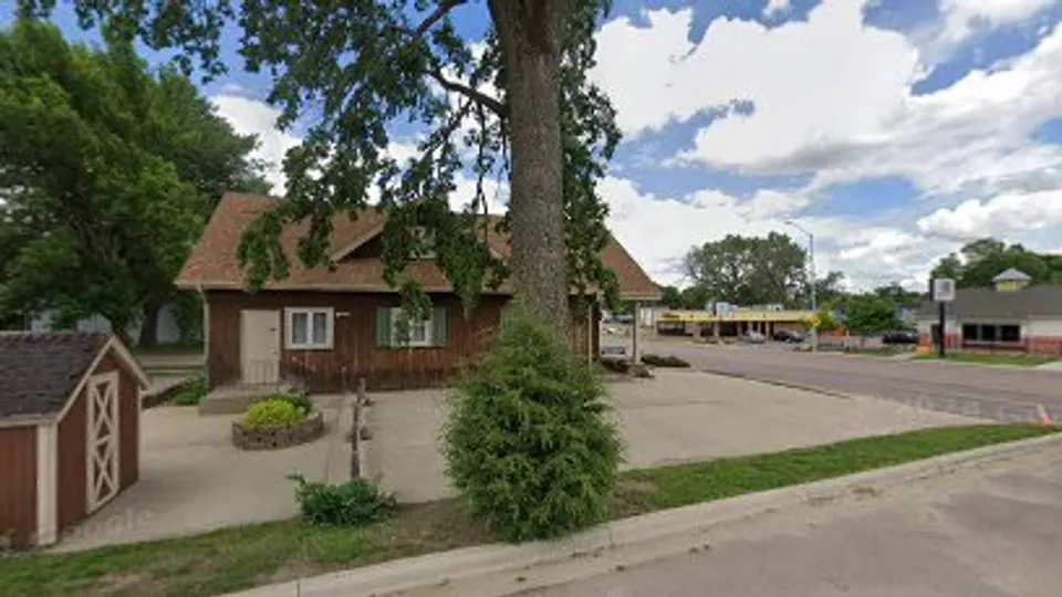 Dvorak Lisa - Dentist in Sioux Falls, SD