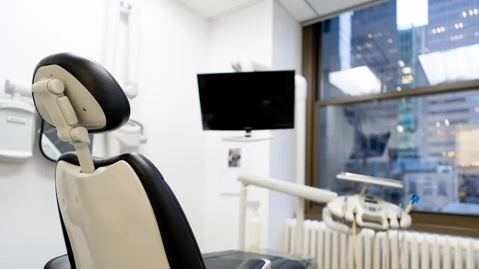 East 52nd Manhattan Dental Arts - Dentist in New York, NY