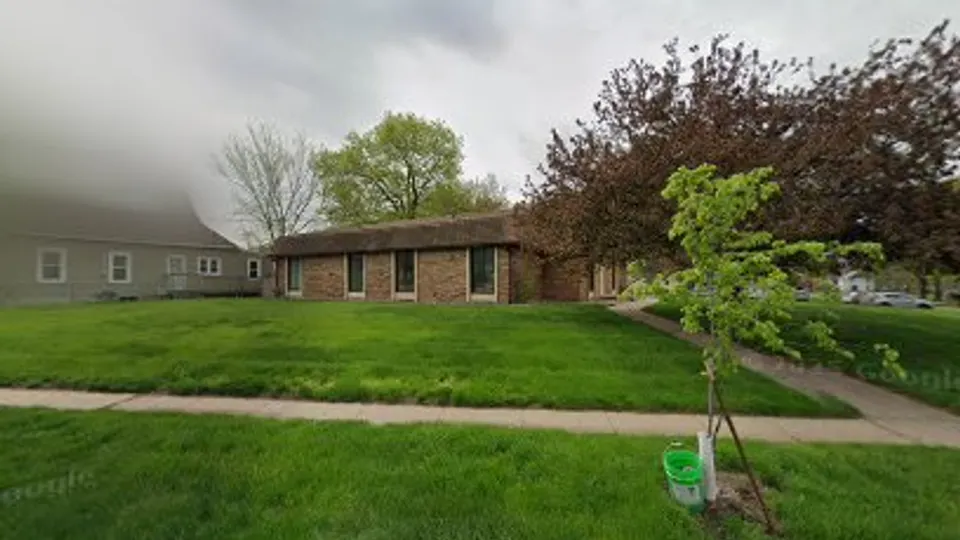 East Des Moines Dental. - Dentist in Des Moines, IA