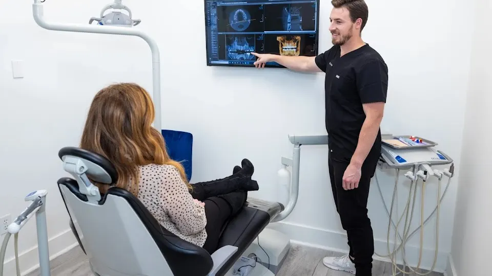 East Nashville Aesthetic and Implant Dentistry - Dentist in Nashville, TN