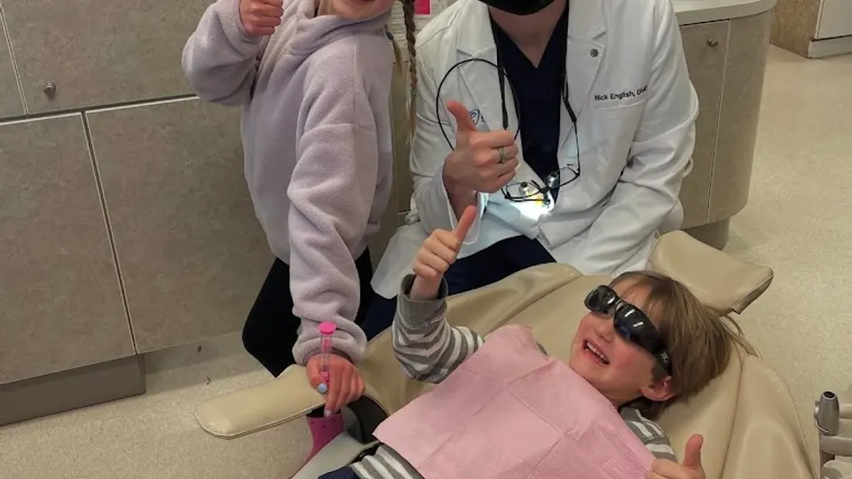 English Dental - Cosmetic dentist in Louisville, KY