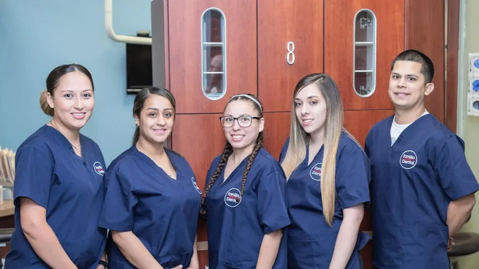Familia Dental - Dentist in Milwaukee, WI