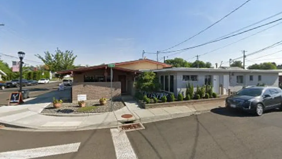 Family Dentistry - Medical clinic in College Place, WA