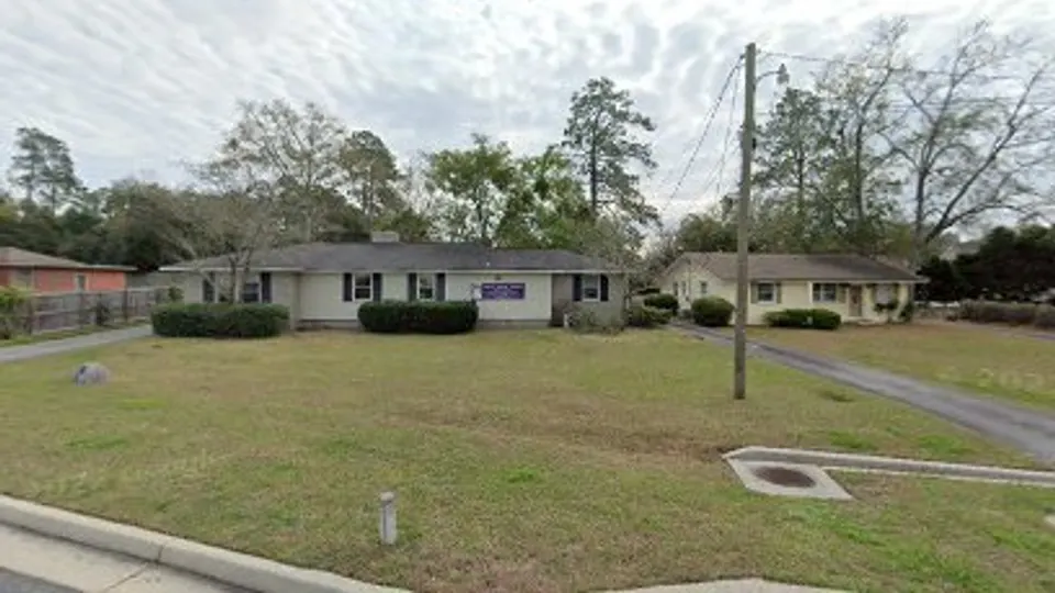 Felts Gail va - Dentist in Valdosta, GA