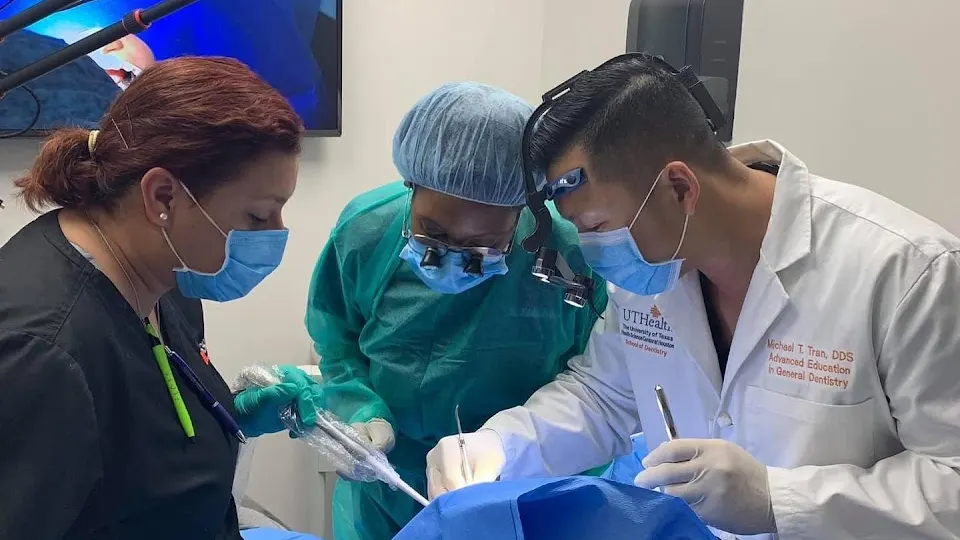 FLOSS Dental of Houston Midtown - Dentist in Houston, TX