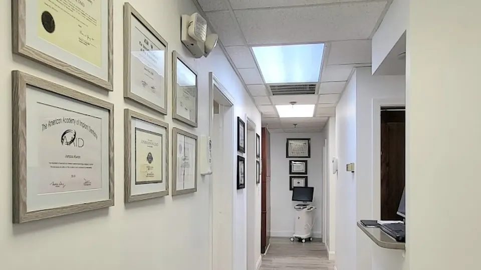 Foreon Dental & Implant Studio - Dental implants provider in Salem, MA