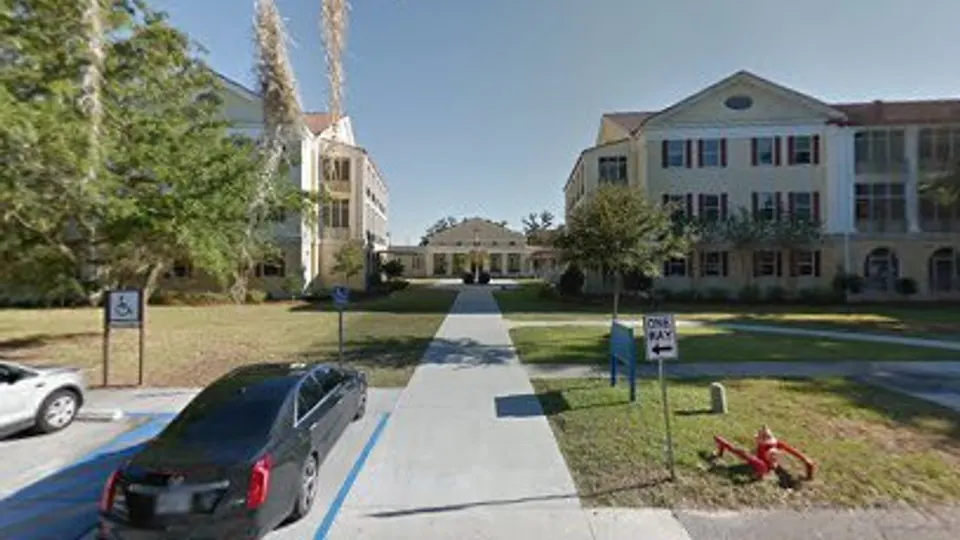 Hand Mary M DDS - Dentist in Biloxi, MS