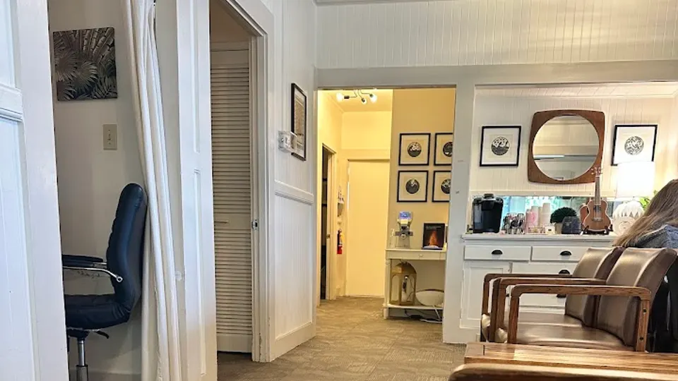 Hilo Eye Center - Eugene Ng, MD. John Petty, MD. - Optometrist in Hilo, HI