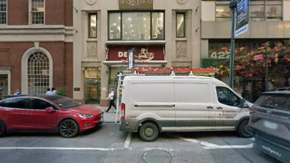 Ho Phyllis DDS - Dentist in New York, New York