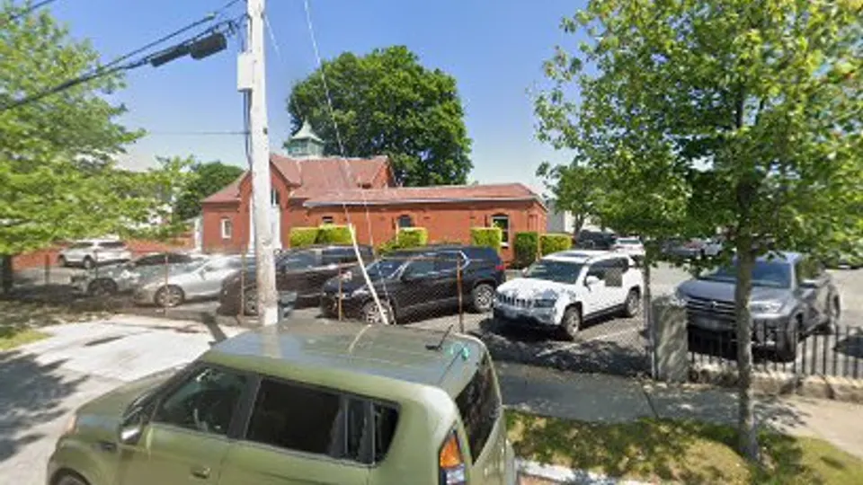 Hodosh Alex Dr - Dentist in Providence, RI