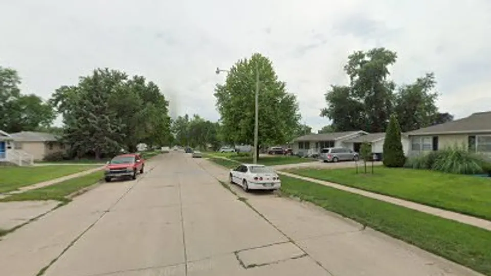 Holthaus Teresa - Dentist in Kearney, Nebraska