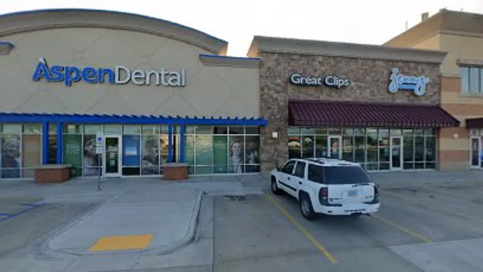 Ilham Abdalla - Dentist in Fargo, ND