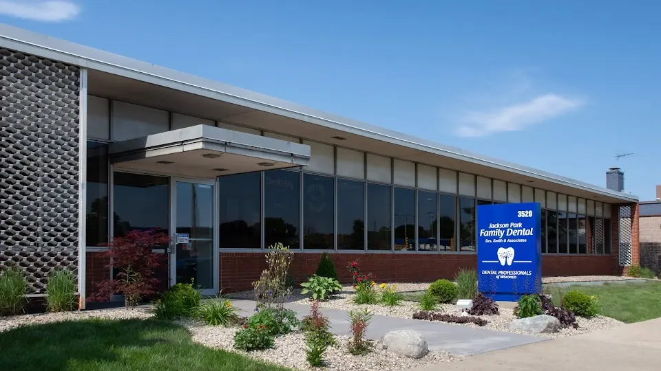 Jackson Park Family Dental - Dentist in Milwaukee, WI