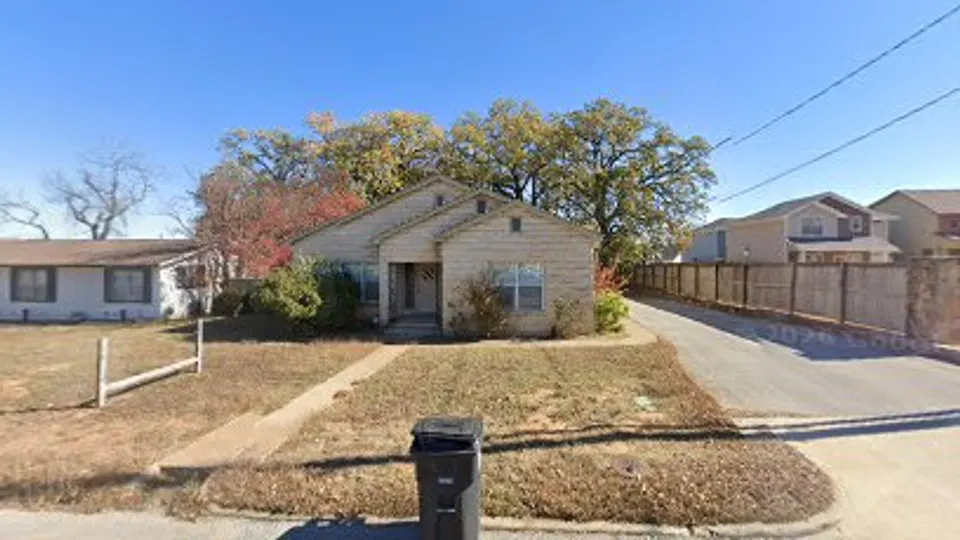 Knuppel Raymond F DDS - Dentist in Fredericksburg, TX
