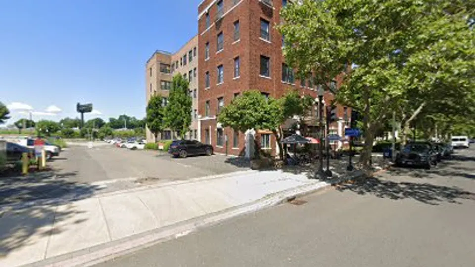 Kotsay Kris DDS - Dentist in Bridgeport, Connecticut